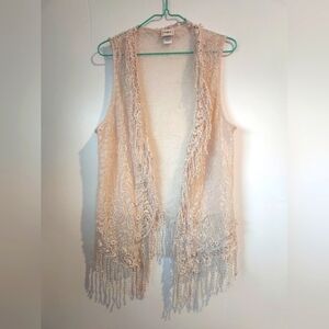 Daytrip Open Front Ivory Cream Lace Fringe Vest Women's Medium Size
